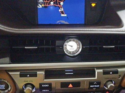 Used 2018 Lexus ES 350 w/ Navigation System Package FWD image 11