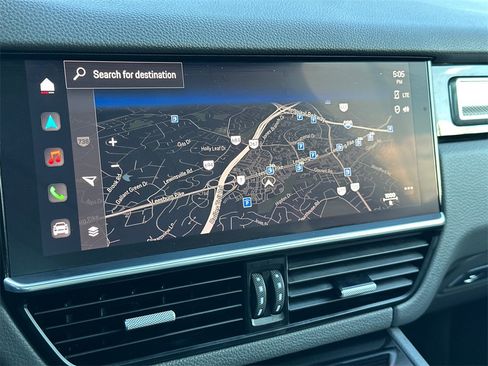 Used 2023 Porsche Cayenne Platinum Edition image 27