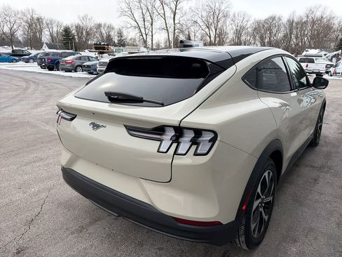 Used 2025 Ford Mustang Mach-E Select w/ Comfort Package Lite image 21