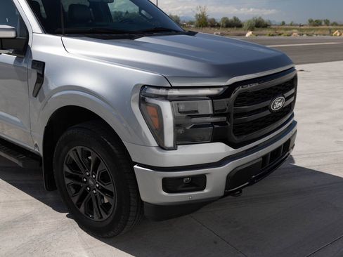 Used 2025 Ford F150 Lariat AWD/4WD image 7