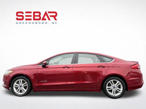 Used 2018 Ford Fusion SE image 10