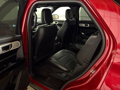 Used 2022 Ford Explorer ST w/ Equipment Group 401A AWD/4WD image 30