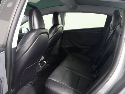 Used 2025 Tesla Model 3 Long Range AWD/4WD image 11