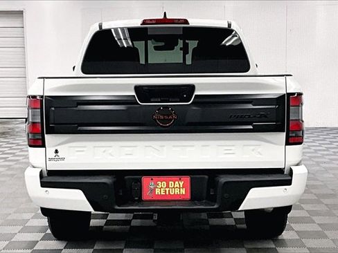 New 2025 Nissan Frontier PRO-4X w/ Pro Premium Package image 4