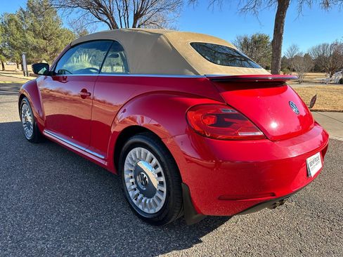 Used 2014 Volkswagen Beetle 2.5 image 9