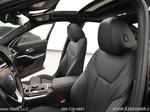 Used 2023 BMW 330e w/ Driving Assistance Package image 15