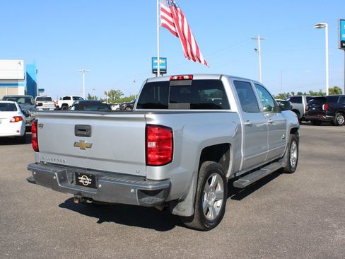 Used 2018 Chevrolet Silverado 1500 LT w/ Texas Edition RWD image 9