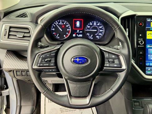 Used 2024 Subaru Ascent Premium w/ Convenience Package image 12