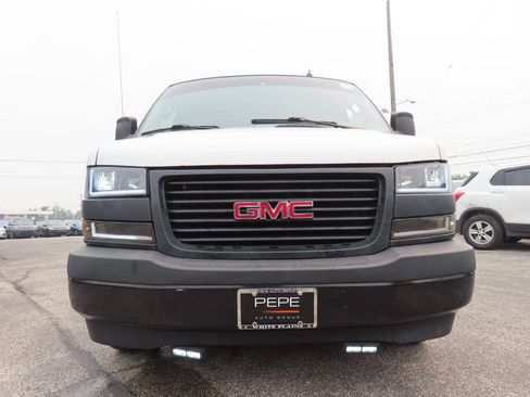 Used 2019 GMC Savana 2500 w/ Driver Convenience Package RWD image 5