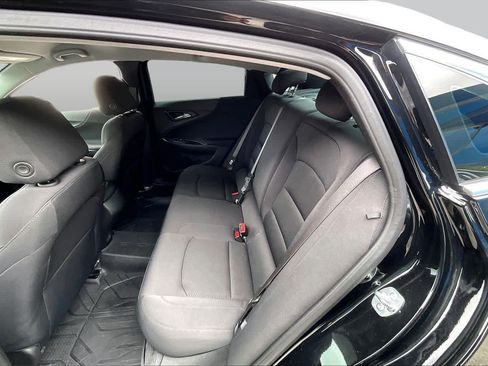 Used 2025 Chevrolet Malibu RS FWD image 20