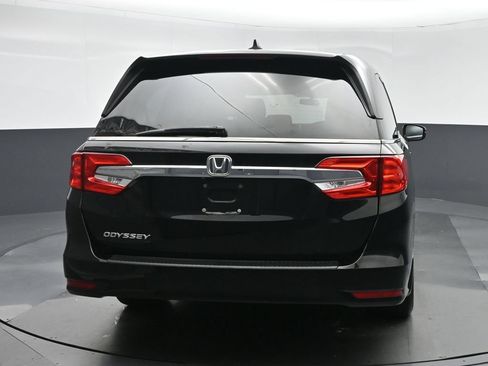 Used 2018 Honda Odyssey EX image 6