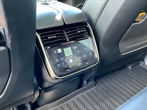 Used 2022 Rivian R1T Launch Edition image 11