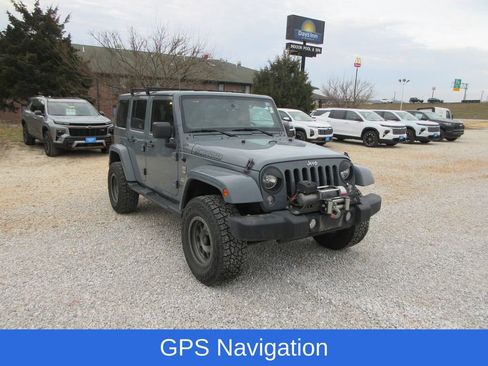 Used 2014 Jeep Wrangler Unlimited Sahara w/ Max Tow Package image 2