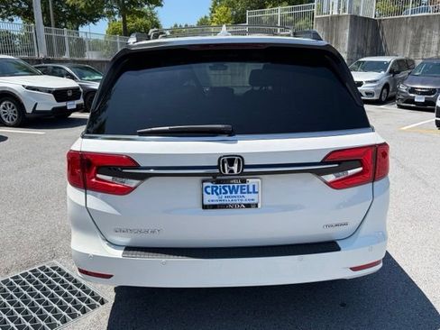 Used 2023 Honda Odyssey Touring image 6