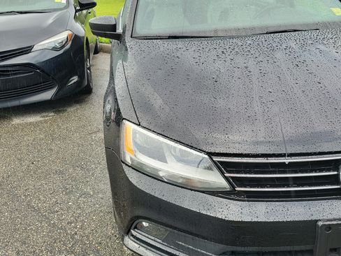 Used 2016 Volkswagen Jetta Sport FWD image 6