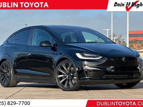 Used 2022 Tesla Model X Plaid image 1