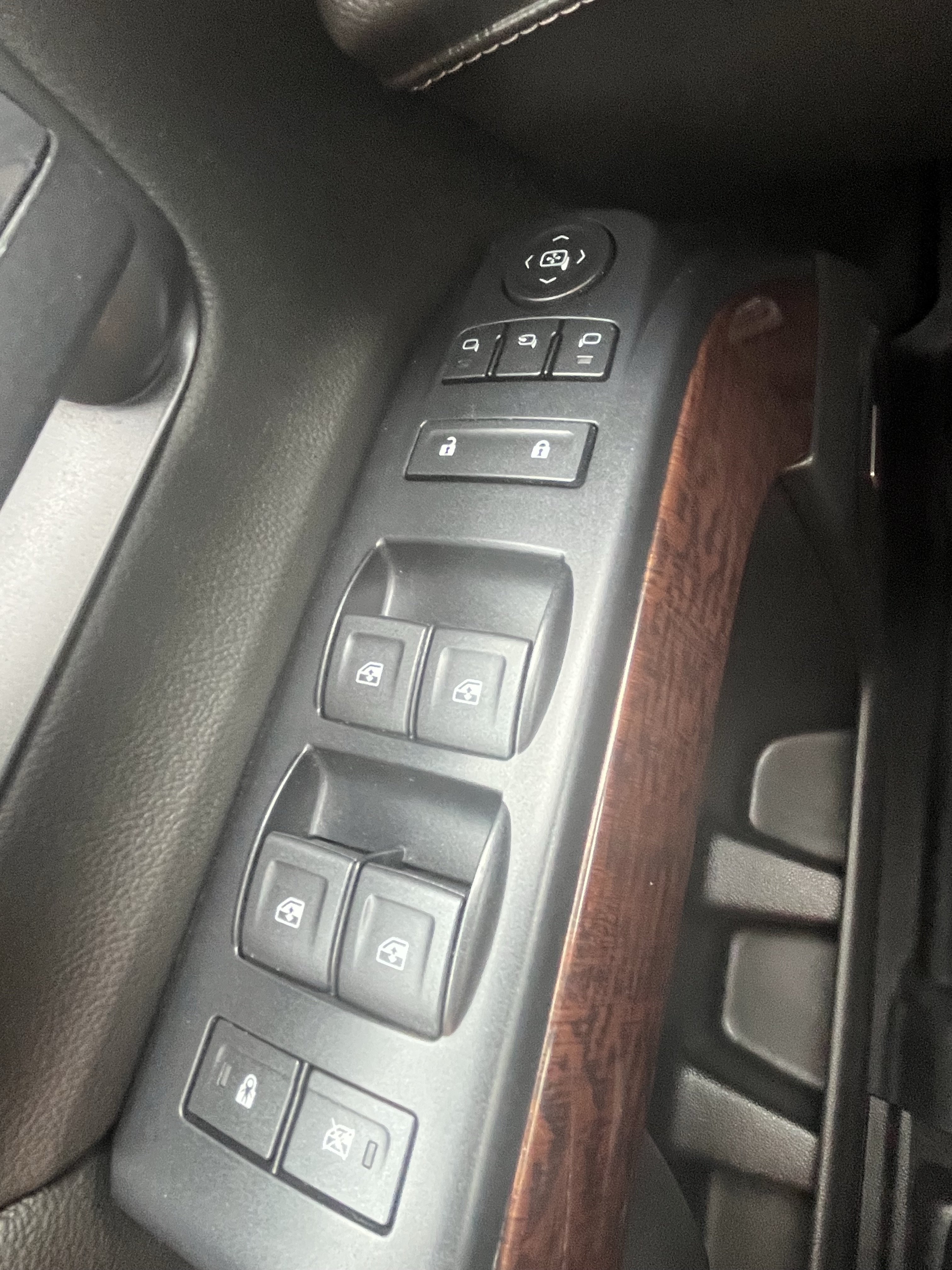 Used 2018 GMC Sierra 1500 SLT w/ SLT Premium Package AWD/4WD image 26
