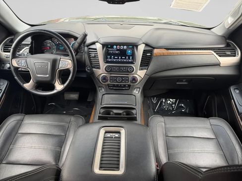 Used 2019 GMC Yukon XL Denali RWD image 19