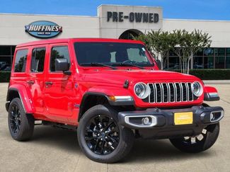 Used 2025 Jeep Wrangler Unlimited Sahara w/ Safety Group AWD/4WD video 1