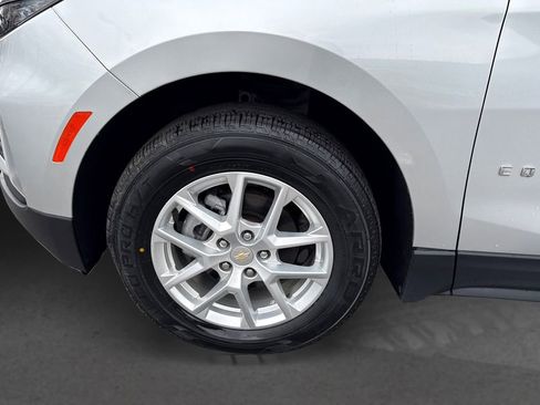 Used 2022 Chevrolet Equinox LT AWD/4WD image 12