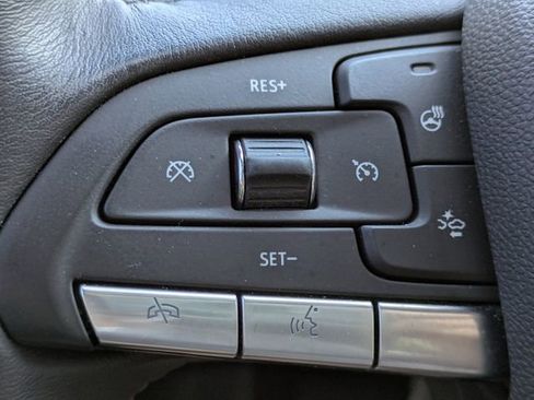 Used 2024 Cadillac XT4 Premium Luxury FWD image 26