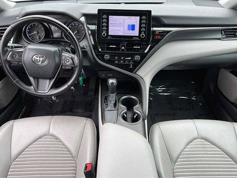 Certified 2021 Toyota Camry SE FWD image 15