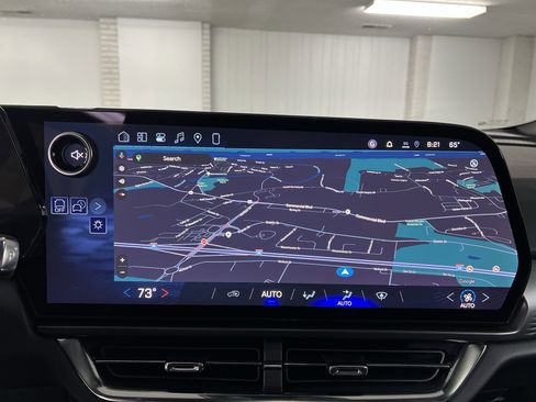 New 2026 Chevrolet Equinox EV LT image 48