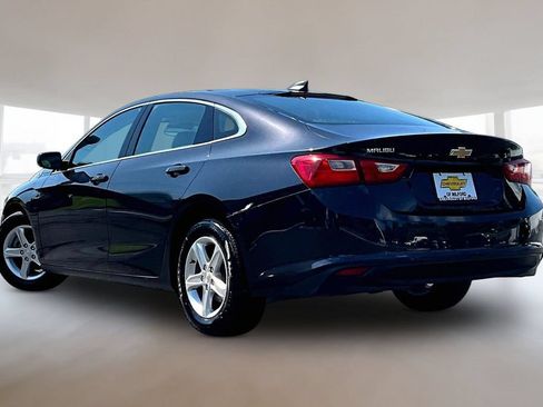 Used 2022 Chevrolet Malibu LS w/ Driver Confidence Package II FWD image 4