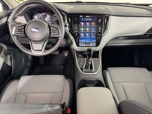 Used 2025 Subaru Outback Premium image 5