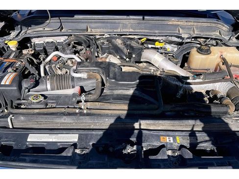 Used 2015 Ford F250 Lariat w/ Chrome Package image 11