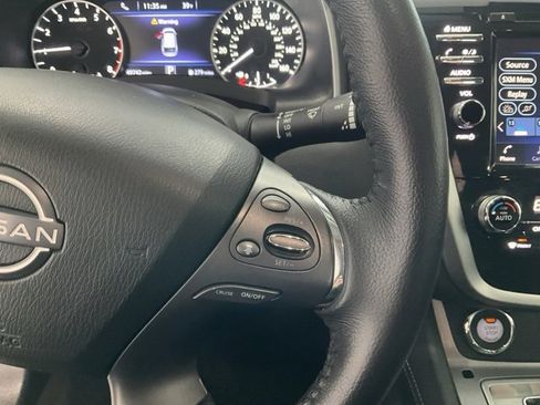 Used 2023 Nissan Murano SV image 11