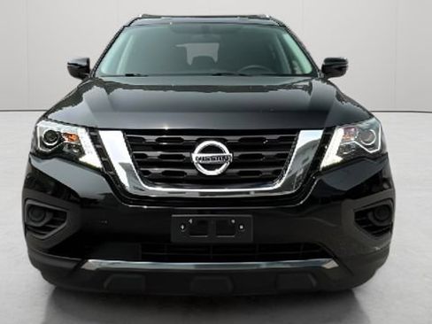 Used 2020 Nissan Pathfinder S FWD image 11