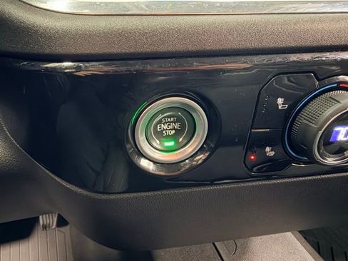 Certified 2022 Chevrolet Silverado 1500 LT image 17