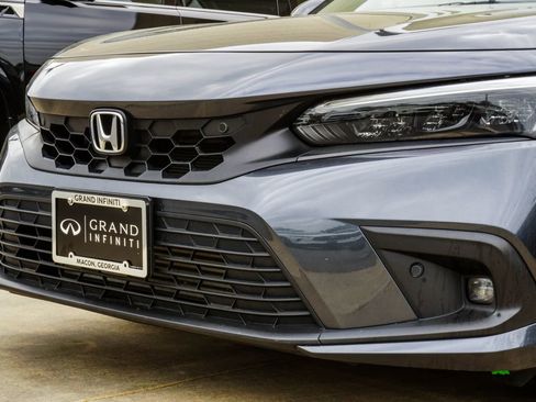 Used 2024 Honda Civic Sport Touring image 2