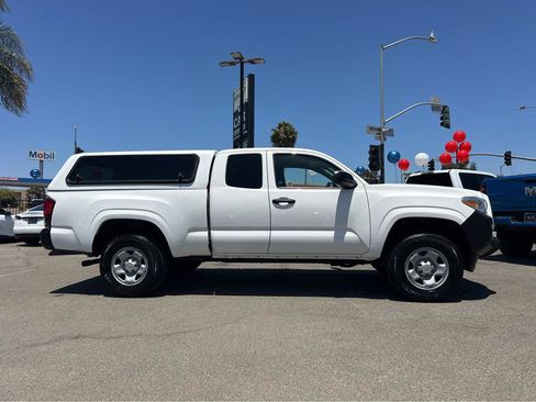 Used 2022 Toyota Tacoma SR RWD image 36