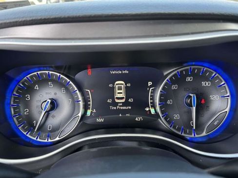 New 2026 Chrysler Pacifica Select FWD image 13