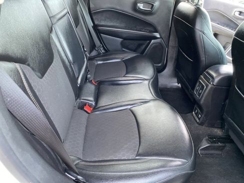 Certified 2019 Jeep Compass Latitude w/ Cold Weather Group image 28