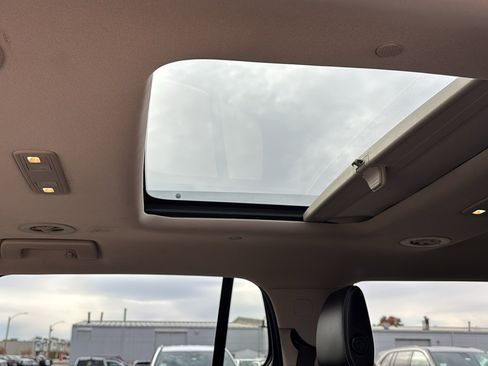 Used 2017 GMC Acadia Denali w/ Technology Package image 29