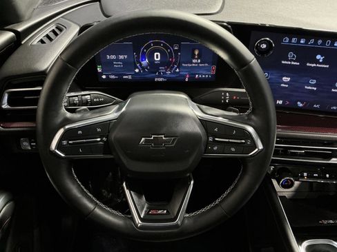 Used 2024 Chevrolet Traverse Z71 w/ LPO, Floor Liner Package image 24