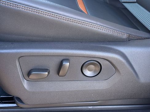 New 2026 GMC Sierra 1500 AT4 w/ AT4 Premium Package AWD/4WD image 19