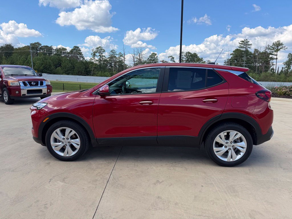 Used 2026 Buick Encore GX Preferred w/ Comfort Package FWD image 2