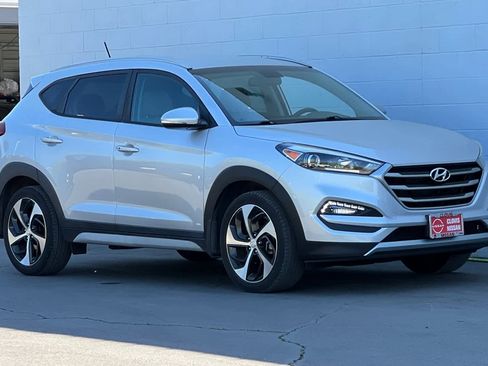 Used 2017 Hyundai Tucson Sport image 10
