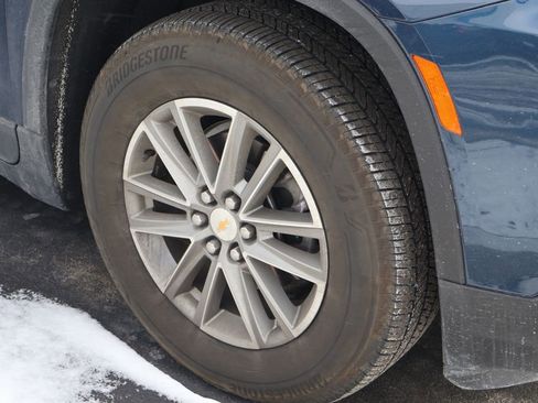 Certified 2023 Chevrolet Traverse LT image 5