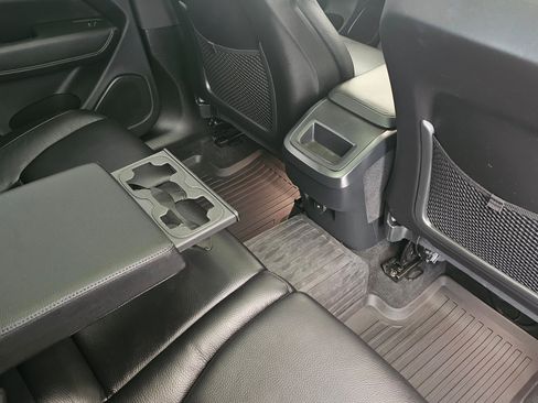 Certified 2023 Volvo XC60 B5 Plus image 15