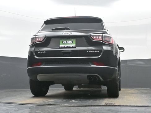 Used 2022 Jeep Compass Limited w/ Sun and Sound Group image 28