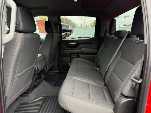 Used 2023 Chevrolet Silverado 1500 Custom image 16