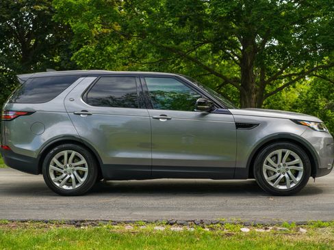Used 2020 Land Rover Discovery HSE AWD/4WD image 4