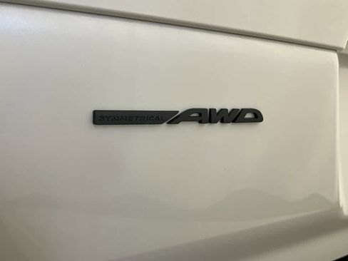 New 2026 Subaru Outback Limited XT AWD/4WD image 9