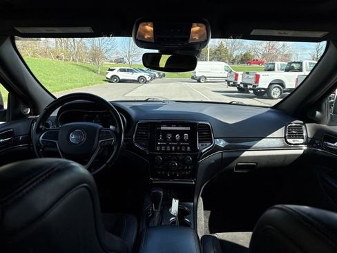 Used 2020 Jeep Grand Cherokee Trailhawk w/ Premium Lighting Group image 18