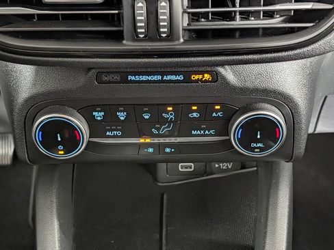 Certified 2025 Ford Escape ST-Line FWD image 15